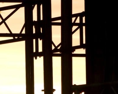 Golpes, atrapamiento – Permanecer fuera de la línea de fuego